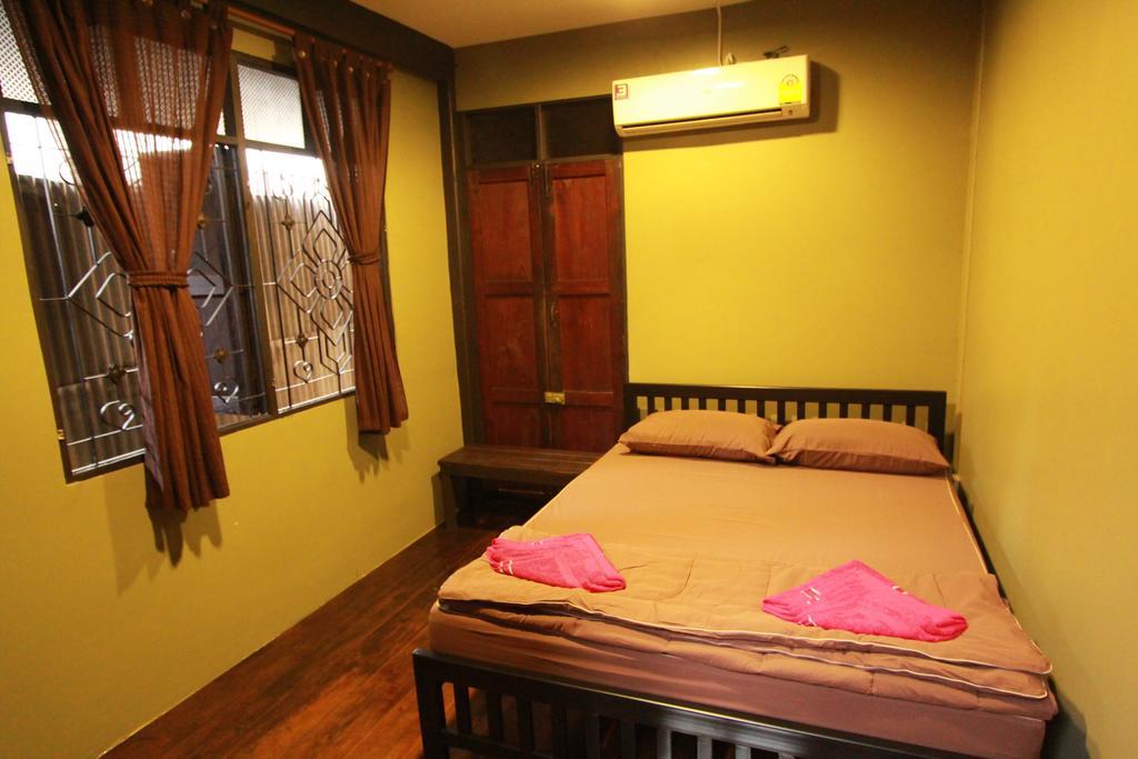Viman Guesthouse Banguecoque Exterior foto